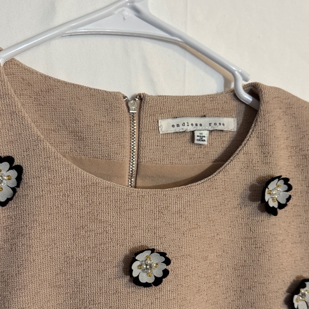 Endless Rose Beige Blouse with Floral Details - Picture 2 of 6